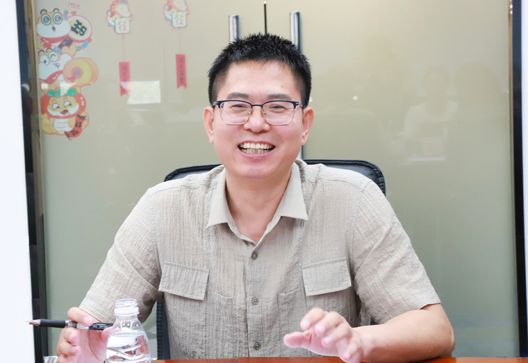 李总