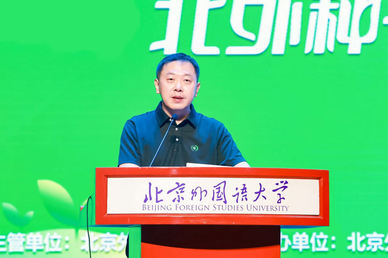 刘校
